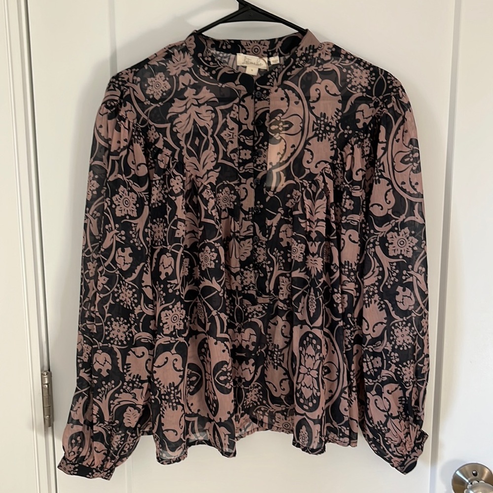 Anthropologie NWT button down - size small